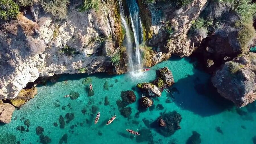 Ruta libre en paddel surf por la cascada de Nerja y Maro 😍 - Gear That Makes or Breaks a Sea Day: Lockers, Dry Bags, and Phone Cases
