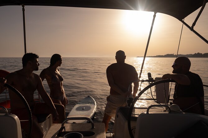 Sailing Adventure: Sailing, Dolphins and Relaxation with Drinks - Swim and paddle surf: the “yes, if safe” section