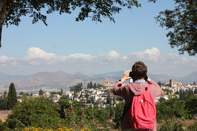 Semi Private Tour to the Alhambra from Nerja - Food time in Albayzín: how to use it well
