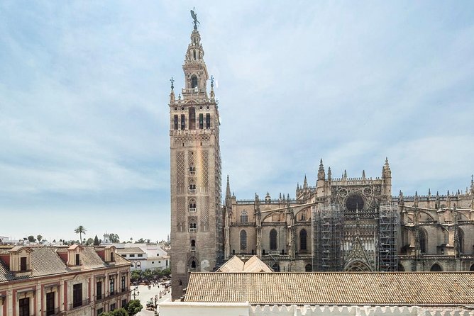 Seville Day Trip with Cathedral Entrance from Malaga - Plaza de España to free time: how to use the lunch window well