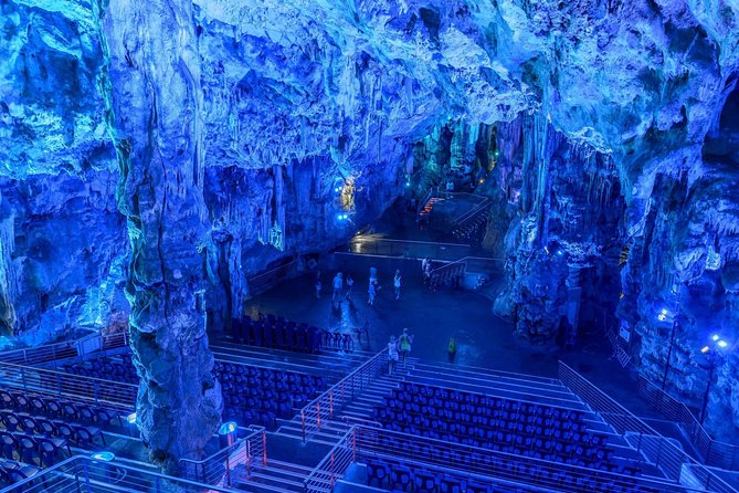 SHORE EXCURSION 3.30hrs Half Day Tour - Gibraltar as a half-day plan: Britain, cliffs, and old war plans
