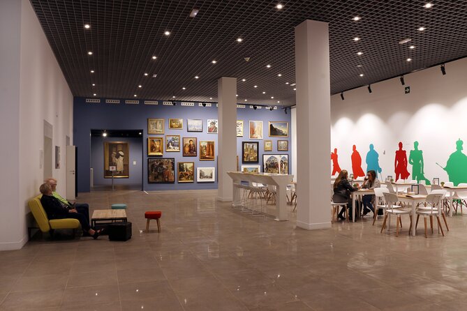 Skip-The-Line Access to Colección del Museo Ruso in Malaga - Weather can shut the plan down, so keep your schedule flexible