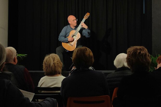 Spanish Guitar Concerts in Ronda - Ronda Guitar House, wine, and the guitar room vibe