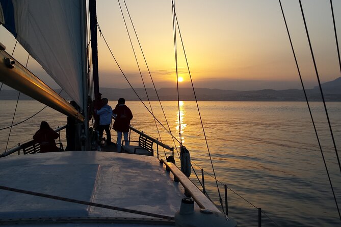 Sunset Sailing Experience in Estepona - Drinks, Music, Blankets, and What That Means for Your Comfort