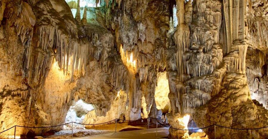 Torremolinos/Benalmadena: Nerja Caves Tour with Frigiliana - From Torremolinos and Benalmádena to Nerja Caves plus Frigiliana, in one day