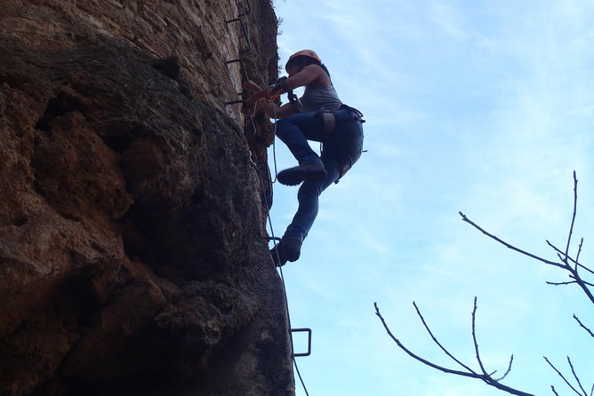 Via Ferrata Tajo de Ronda - Safety and Support: The Guide Makes the Difference