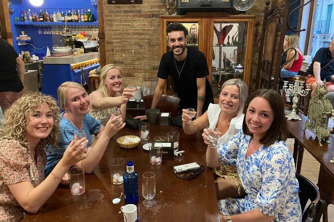 Wine and Tapas walking Tour in Malaga - Who should book this wine and tapas tour in Malaga