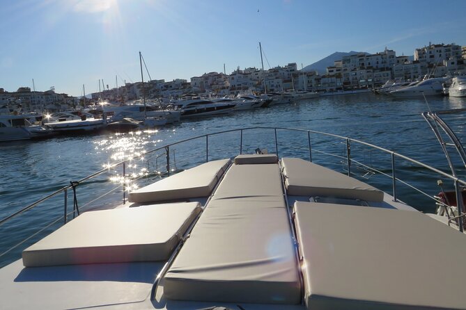 Yacht ride in Puerto Banús - Who should book this Puerto Banús yacht ride