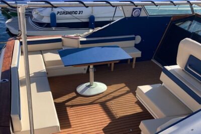 Yacht ride in Puerto Banús